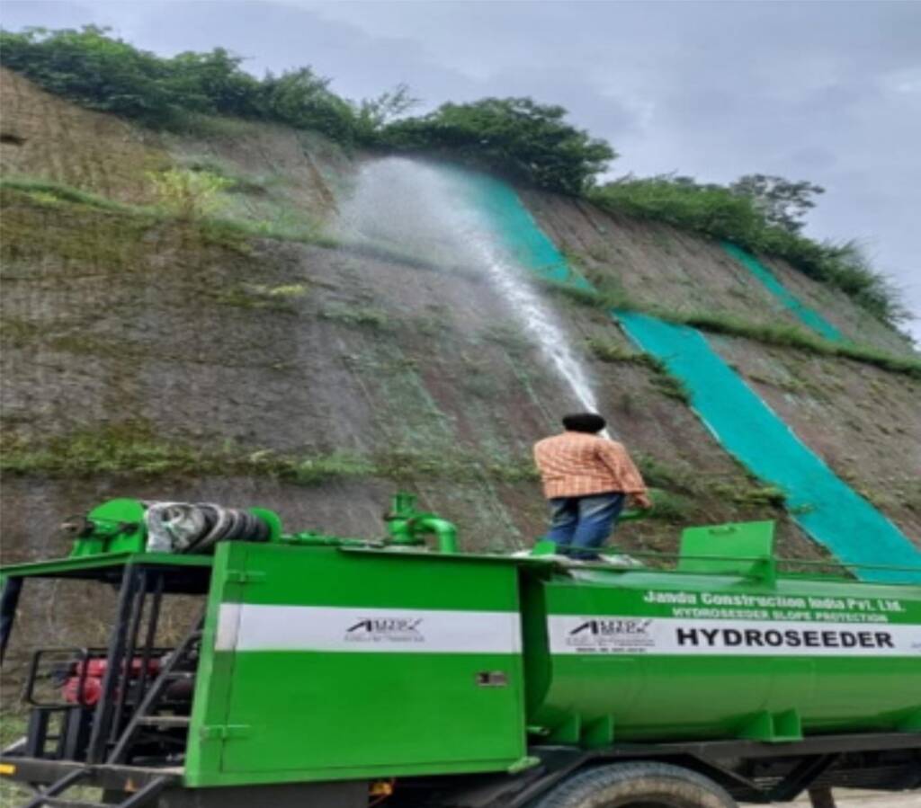 WHAT-IS-HYDROSEEDING